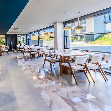 Heaven Premium Hotel Restaurant & Airport Shuttle Arnavutkoy Exterior foto