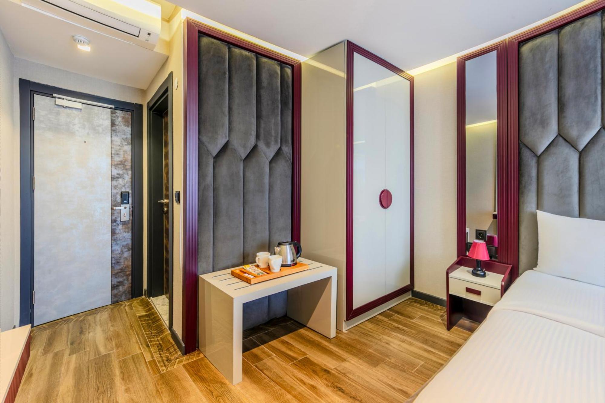 Heaven Premium Hotel Restaurant & Airport Shuttle Arnavutkoy Exterior foto